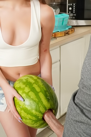 Winter Jade - Sex in the Kitchen